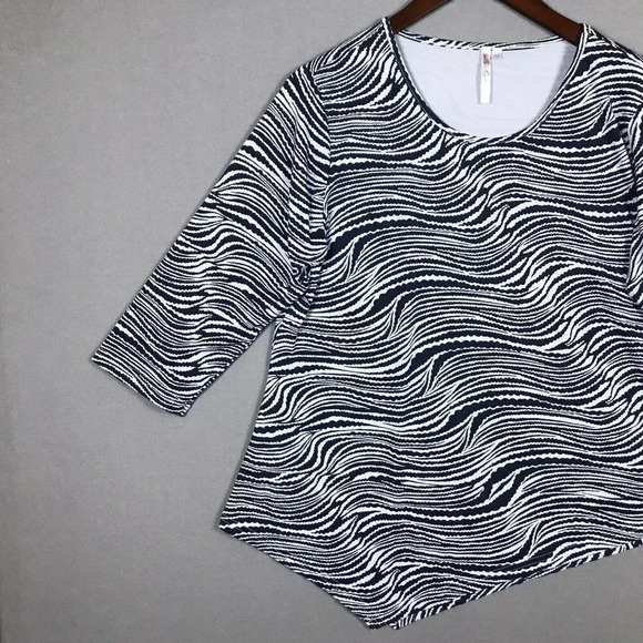 Lulu B 3/4 Sleeve Tunic Top Size Medium M UPF 50+ Nylon Stretch Navy Blue Gray - Picture 5 of 14